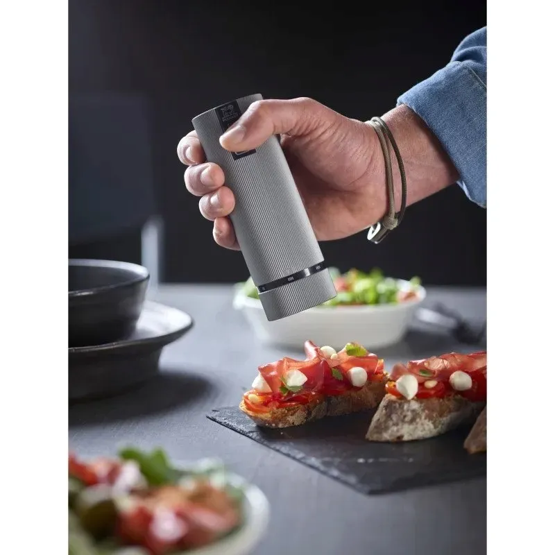 line-electric-mlynek-do-pieprzu-carbon-15-cm-use