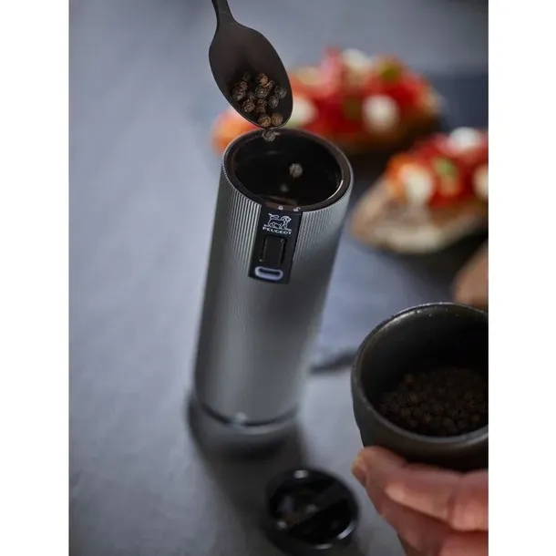 line-electric-mlynek-do-pieprzu-carbon-15-cm-use-material-metal