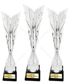 piekny-metalowy-komplet-azurowych-pucharow-3d-55-48-42-cm-grawer-gratis