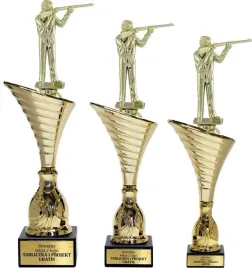 piekny-zloty-komplet-puchar-z-figurka-strzelectwo-33-30-29-cm-grawerki