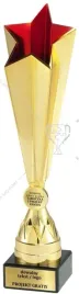 zloto-czerwony-puchar-3d-z-emblematem-34-cm-grawerki-gratis