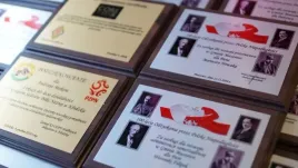 dyplom-drewniany-certyfikat-podziekowanie-z-grawerem-na-kazda-okazje-20x15c