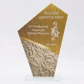 tania-statuetka-szklana-z-nadrukiem-na-szkle-17-cm