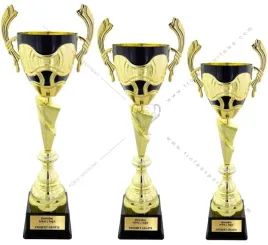 wysoki-czarno-zloty-komplet-pucharow-64-59-54-cm-grawer-gratis