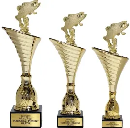 piekny-zloty-komplet-puchar-z-figurka-wedkarstwo-30-27-26-grawerki-gratis