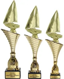 piekny-zloty-komplet-puchar-z-figurka-zeglarstwo-36-33-32-grawerki-gratis