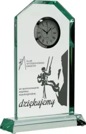 elegancka-statuetka-szklana-grawerowana-z-zegarem