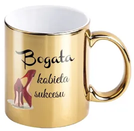 piekny-zloty-kubek-bogata-kobieta-sukcesu