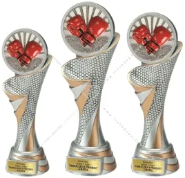 komplet-figurek-przestrzennych-3d-boks-26-24-22-cm-tabliczki-gratis