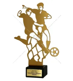 statuetka-pilka-nozna-metal-marmur-21-cm-grawer-gratis