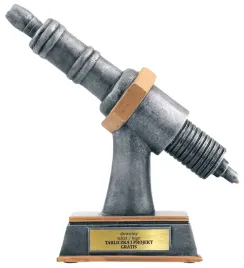 statuetka-wyscigi-motoryzacja-20-cm-tabliczka-gratis