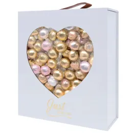 biale-pudelko-opakowanie-na-prezent-flower-box-na-komunie-dzien-matki-slub