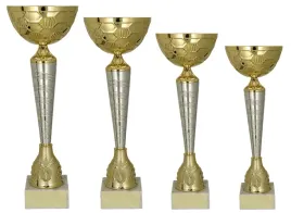 klasyczny-zestaw-4-pucharow-czworka-emblemat-sportowy-opis-40-38-35-33-cm