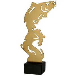 statuetka-najwieksza-najciezsza-ryba-wedkarz-opis