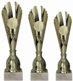 duze-puchary-komplet-pucharow-zestaw-trofeow-35-33-30-cm-emblemat-opis