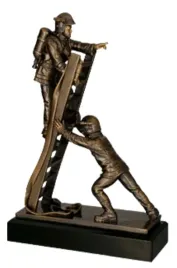 figurka-odlewana-strazactwo-30-cm-z-opisem-odlew-strazak-drabina-sikawka