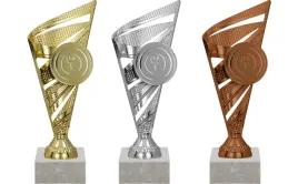 komplet-pucharow-zloty-srebrny-brazowy-23-cm-8381-grawer-gratis