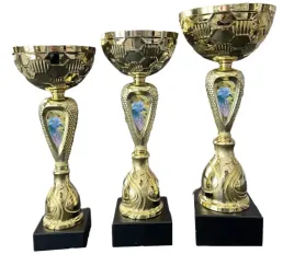 komplet-3-pucharow-z-golebiem-golebie-loty-przodownik-35-32-30-cm-opis