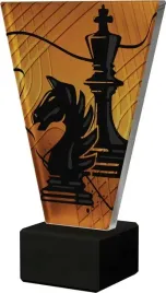 szklana-statuetka-szachy-krol-skoczek-20-cm-opis