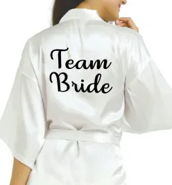szlafrok-satynowy-bialy-wieczor-panienski-team-bride-rozne-wzory