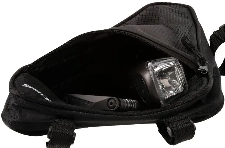 torba-na-rame-kross-roamer-triangle-bag-model-roamer-triangle-bag