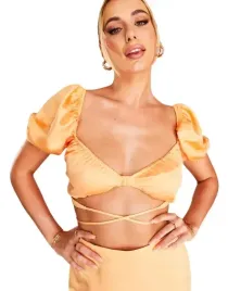 pomaranczowy-satynowy-crop-top-wiazany-32-xbv
