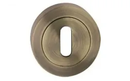 szyld-do-drzwi-okragly-na-klucz-patyna-snopk-metal-bud-