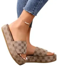 shein-klapki-damskie-brazowe-ze-wzorem-wsuwane-365-l-a
