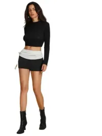 shein-spodenki-satynowe-eleganckie-czarne-krotkie-38-lal