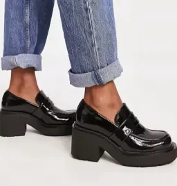 monki-polbuty-damskie-lakierowane-na-obcasie-39-y6i