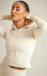 prettylittlething-bluza-bezowa-z-kapturem-38-ekb