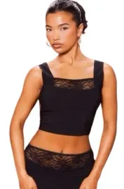 prettylittlething-top-z-koronka-czarny-38-ekt