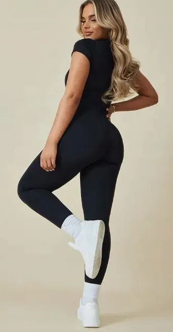 prettylittlething-czarny-kombinezon-basic-36-ekx