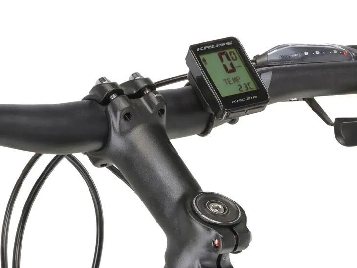 licznik-rowerowy-kross-krc-218-funkcje-podstawowe-czas-jazdy-dystans-calkowity-dystans-etapu-predkosc-chwilowa-predkosc-maksymalna-predkosc-srednia-zegar
