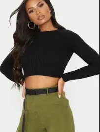 prettylittlething-sweter-czarny-krotki-l-ega