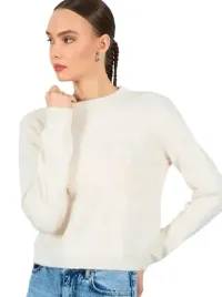 qustyle-sweter-damski-kremowy-do-bioder-y5h