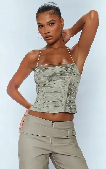 prettylittlething-top-bezowy-na-zamek-basic-36-eke