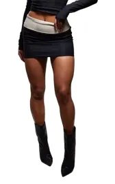 prettylittlething-czarna-spodnica-mini-36-egs