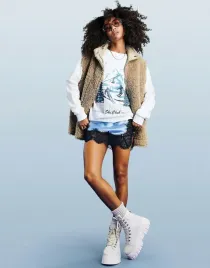 bluza-damska-ecru-klasyczna-basic-nadruk-36-rxm