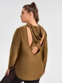 plus-size-bluzka-damska-z-kapturem-brazowa-48-v4r