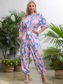 plus-size-kombinezon-elegancki-rozowy-wzor-52-v3e