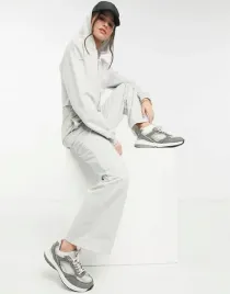 bluza-z-kapturem-damska-szara-klasyczna-36-1xbu