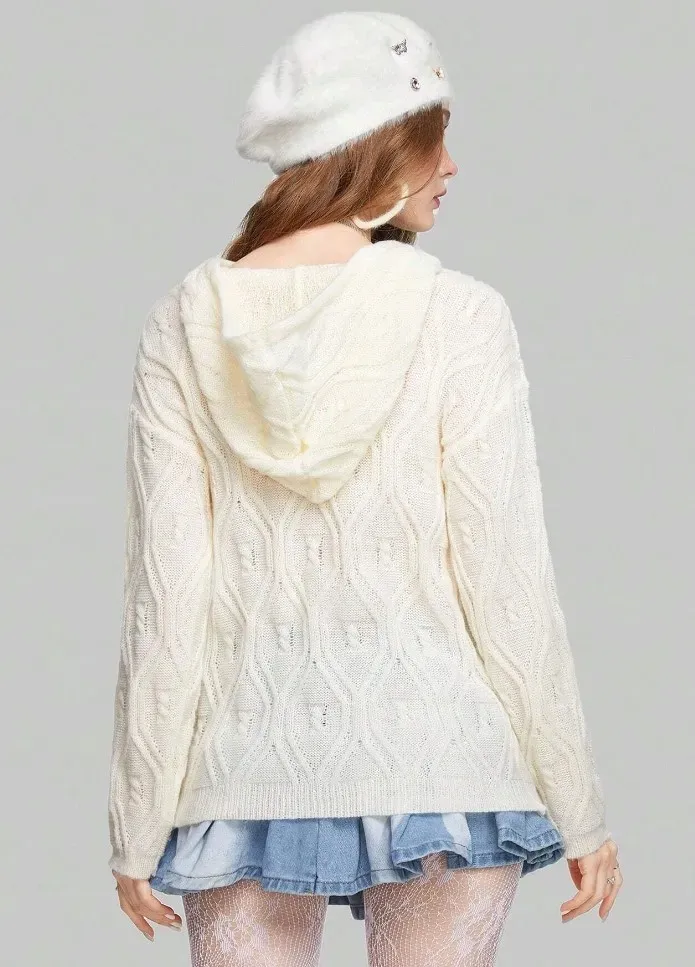 sweter-damski-kremowy-z-kapturem-basic-38-ltu