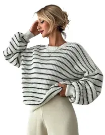 zimowy-sweter-w-paski-damski-luzny-casual-bialy-lre