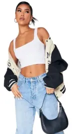 prettylittlething-top-damski-bialy-krotki-40-egb