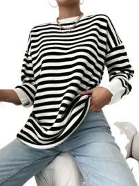 sweter-damski-czarno-bialy-w-paski-prosty-s-lse