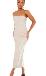 prettylittlething-sukienka-damska-bezowa-34-m6t