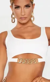 prettylittlething-gora-od-bikini-biala-36-zgi