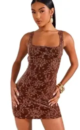 prettylittlething-sukienka-mini-brazowa-42-m6q
