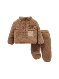 komplet-chlopiecy-brazowy-z-haftem-casual-74cm-loj